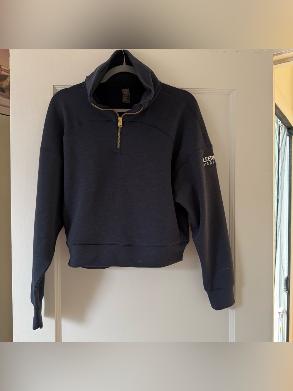Rhone Dreamglow 1/2 Zip Pullover Sweatshirt in Navy Blue Size Small nwot - Picture 3 of 8